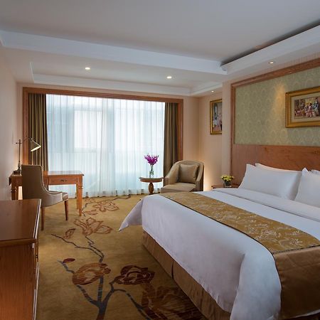 Vienna 3 Best Hotel Wuhan Taibei Road Εξωτερικό φωτογραφία